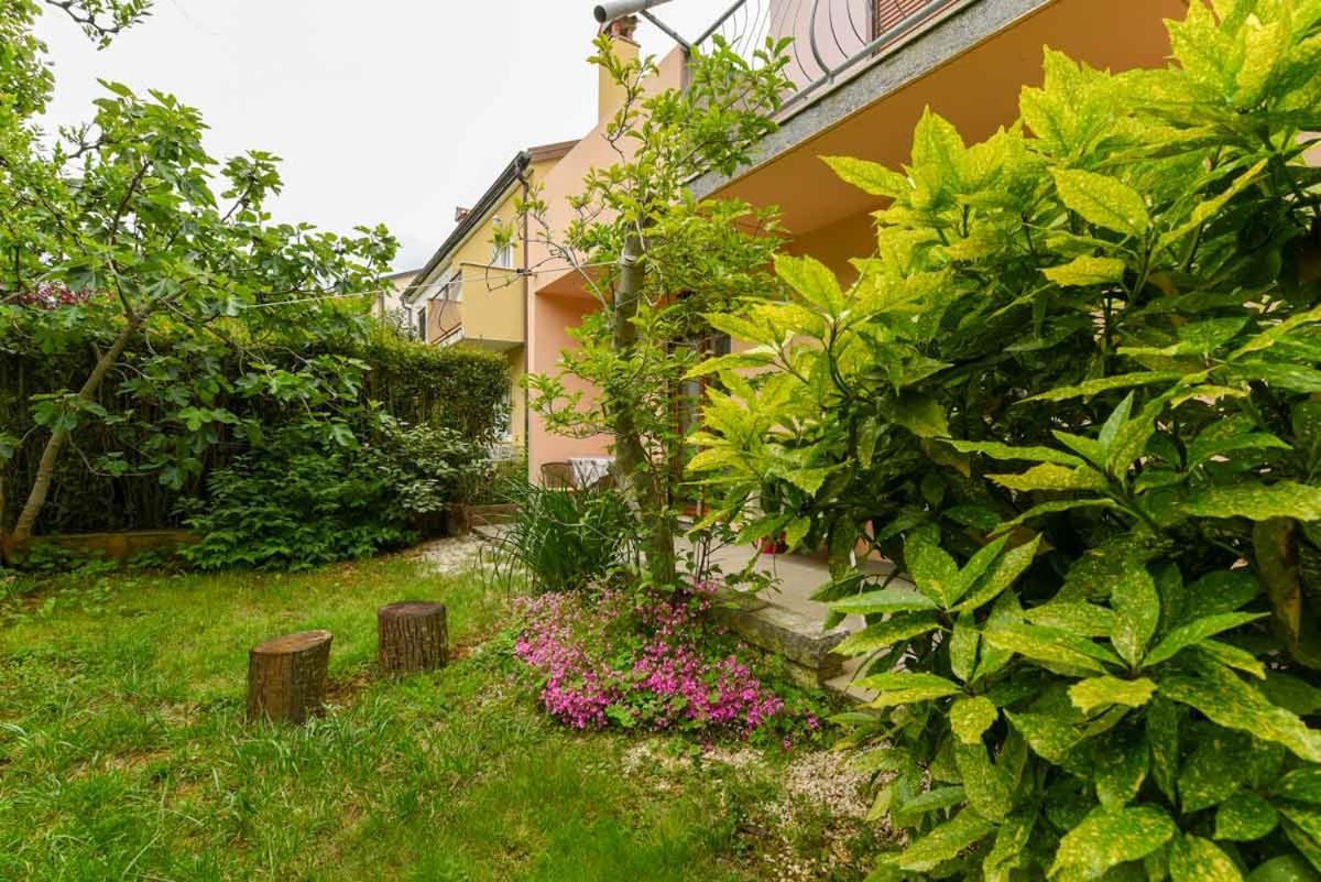 Apartments Ina & Ika Rovinj Exterior foto